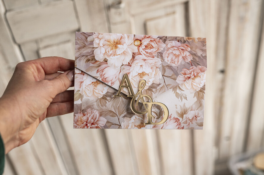 Zaproszenia ślubne Złote Glamour Poziome złote zaproszenia ślubne z lustrzanym monogramem, Kopertowe różowe zaproszenie na ślub złocone, zaproszenia na slub cywilny pudrowy róż3