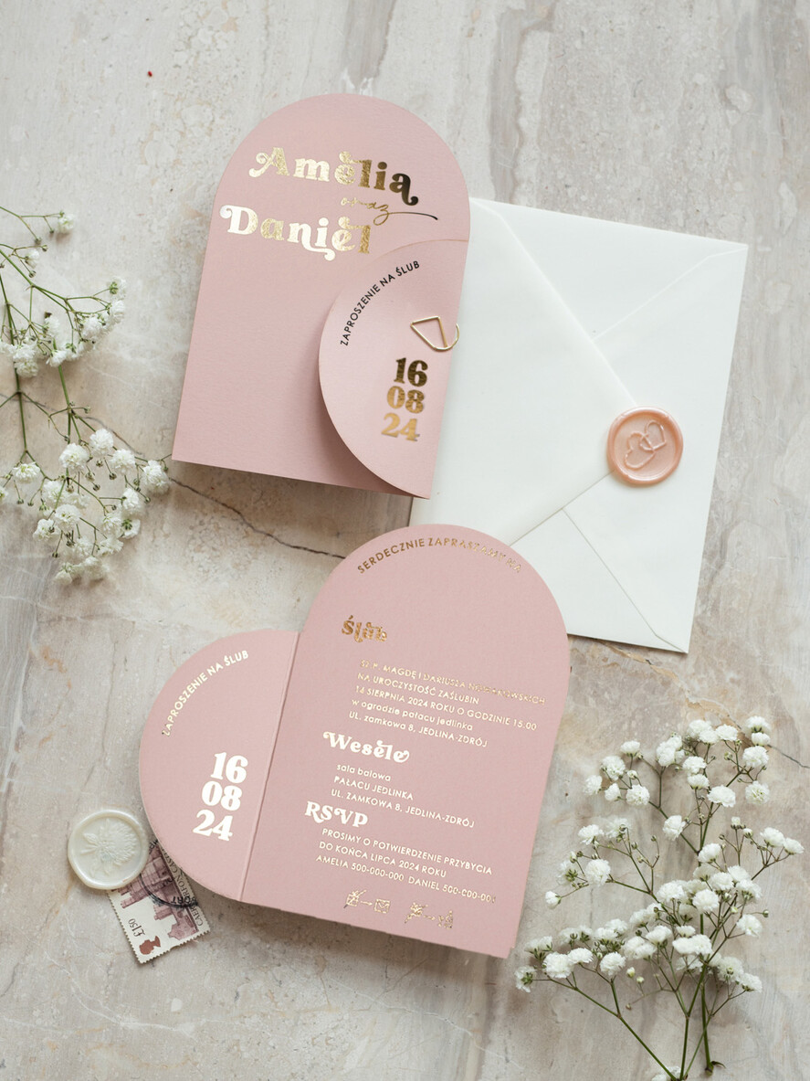 Zaproszenia ślubne Złote Glamour Eleganckie Złote Zaproszenia ślubne w kształcie serca, Złocone Minimalistyczne Zaproszenie na Ślub, Proste Zaproszenie ślubne z ozdobnym spinaczem2