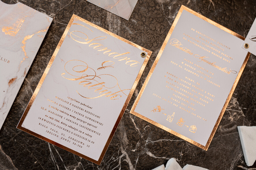 Zaproszenia ślubne Złote Glamour złote zaproszenia ślubne marmur  złocone zaproszenie na ślub marmurkowe przeźroczysta koperta z kalki2