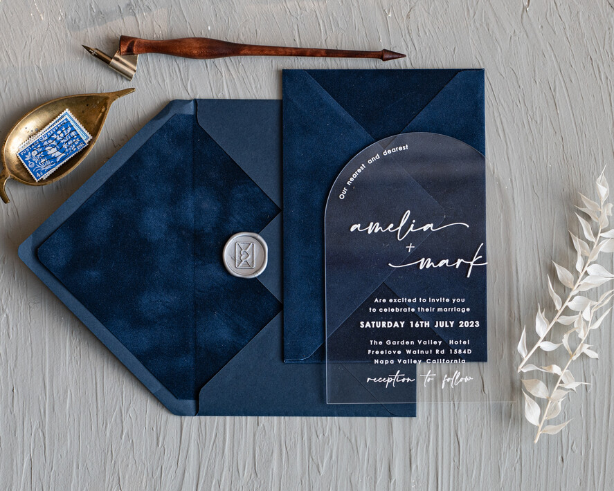 Zaproszenia ślubne Złote Glamour ekskluzywne welurowe zaproszenia na ślub, zaproszenia na slub w kieszonce, zaproszenia z pleksy w kieszonce z weluru, granatowe zaproszenia na ślub11