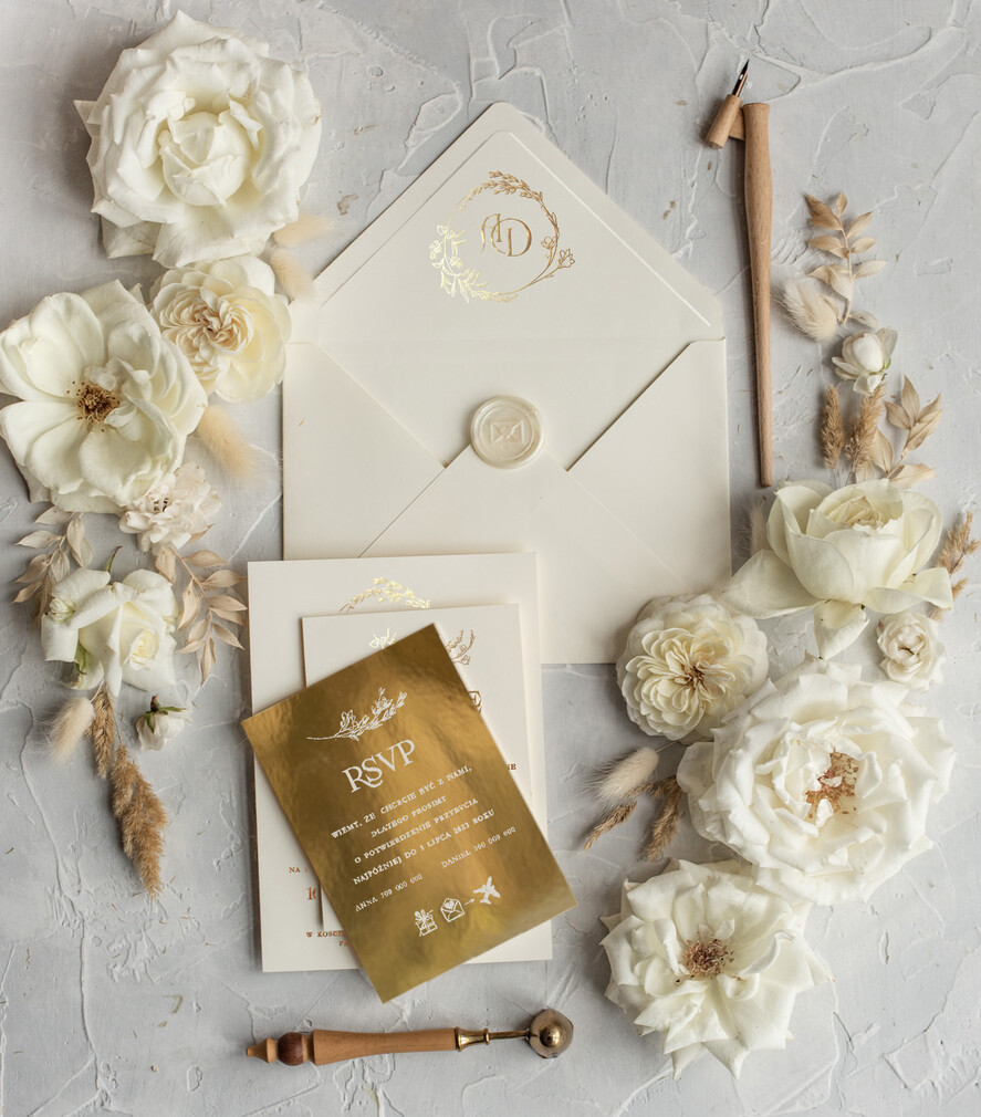 Zaproszenia ślubne Złote Glamour Złote zaproszenia ślubne robione na zamówienie, luksusowe wesele proste złocone zaproszenie ślubne5