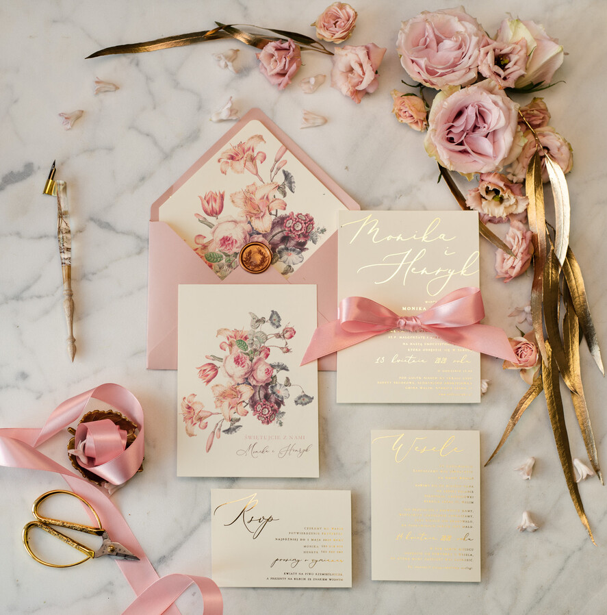 Zaproszenia ślubne Złote Glamour błyszczące złote zaproszenia ślubne w stylu glamour z motywem kwiatowym2