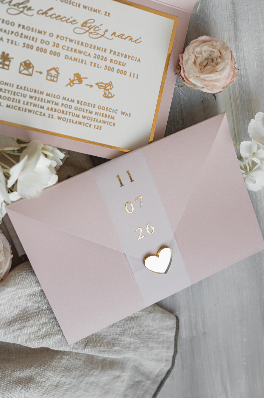 Zaproszenia ślubne Złote Glamour eleganckie złote zaproszenia ślubne, delikatne zaproszenie na ślub, zaproszenie ślubne w stylu glamour, złote litery na zaproszeniach ślubnych, zaproszenia ślubne składane w kopertę 1