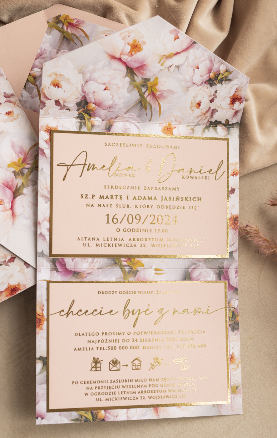 Zaproszenia ślubne Złote Glamour Kwiatowe złote zaproszenia ślubne z lustrzanym monogramem, Kopertowe różowe zaproszenie na ślub złocone, zaproszenia na slub i wesele pudrowy róż4