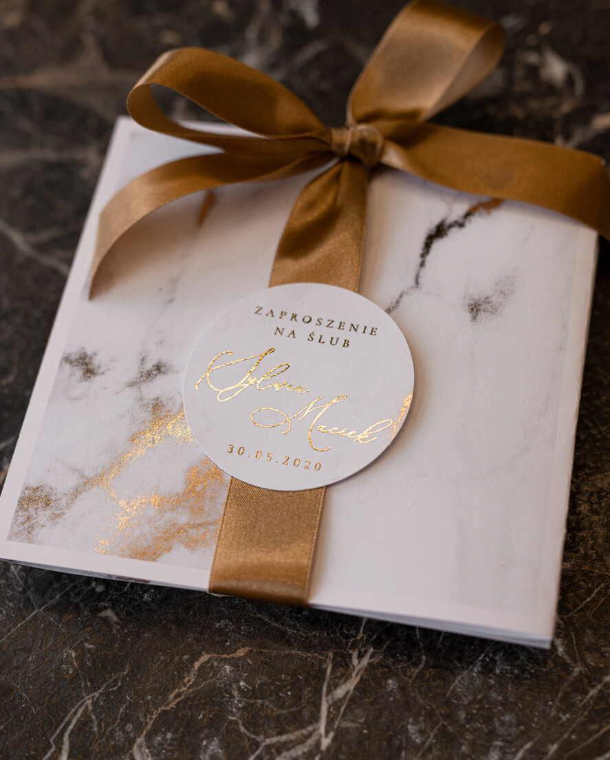 Zaproszenia ślubne Złote Glamour złote zaproszenia ślubne marmur składane harmonijkowe złocone zaproszenie na ślub marmurkowe10