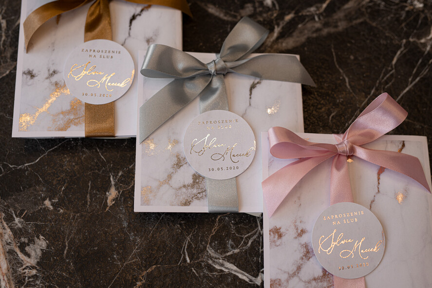 Zaproszenia ślubne Złote Glamour złote zaproszenia ślubne marmur składane harmonijkowe złocone zaproszenie na ślub marmurkowe11