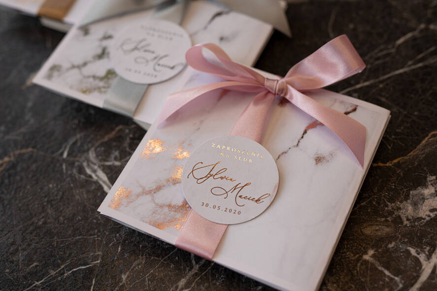 Zaproszenia ślubne Złote Glamour złote zaproszenia ślubne marmur składane harmonijkowe złocone zaproszenie na ślub marmurkowe14