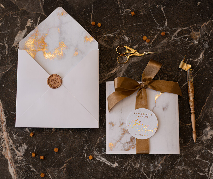 Zaproszenia ślubne Złote Glamour złote zaproszenia ślubne marmur składane harmonijkowe złocone zaproszenie na ślub marmurkowe3