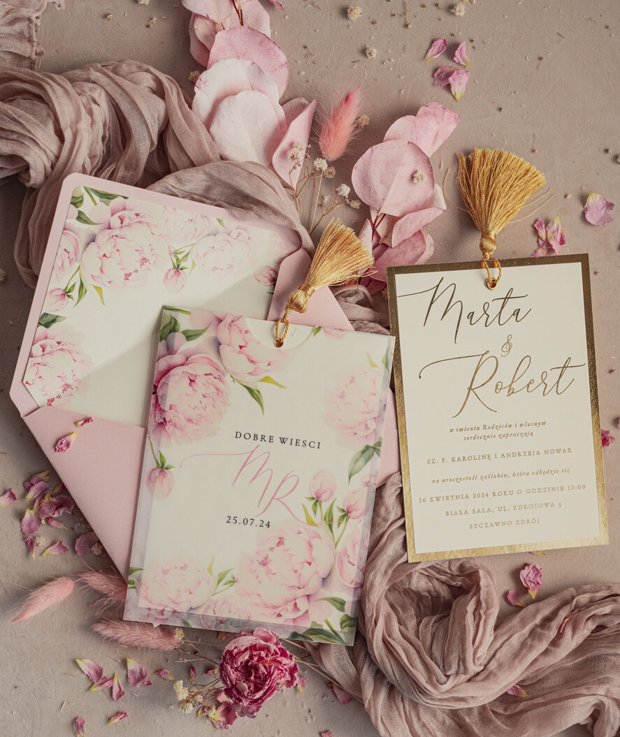 Zaproszenia ślubne Złote Glamour złote zaproszenia ślubne z kalkowym etui, różowe zaproszenie na ślub z piwoniamo złocone, zaproszenia na slub cywilny pudrowy róż peonie14