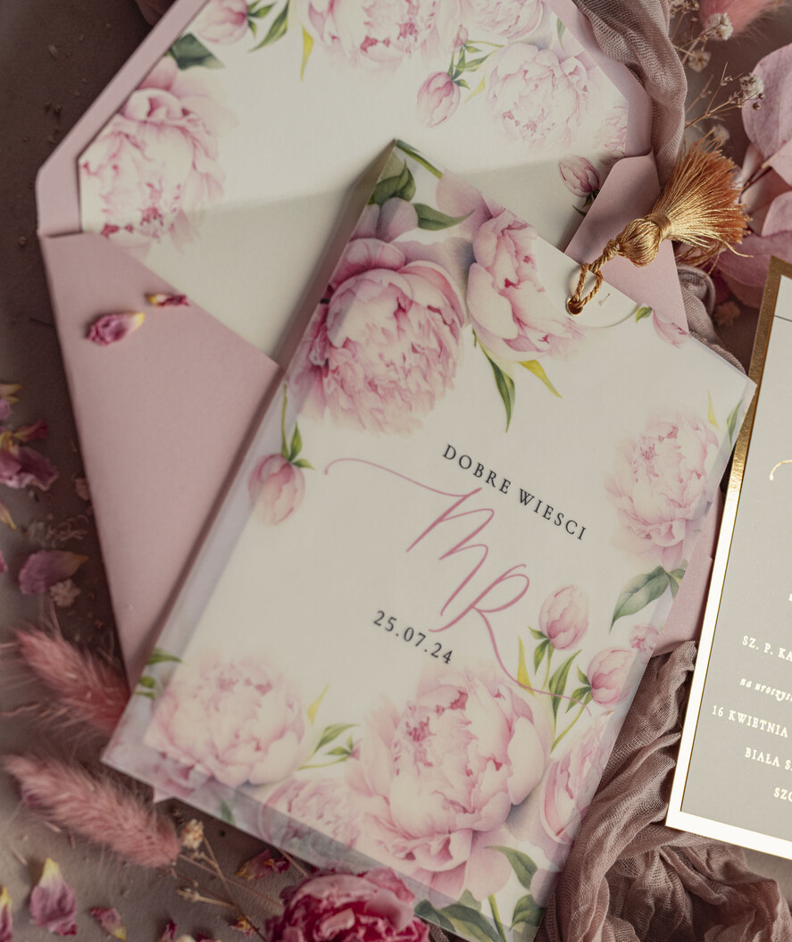 Zaproszenia ślubne Złote Glamour złote zaproszenia ślubne z kalkowym etui, różowe zaproszenie na ślub z piwoniamo złocone, zaproszenia na slub cywilny pudrowy róż peonie17