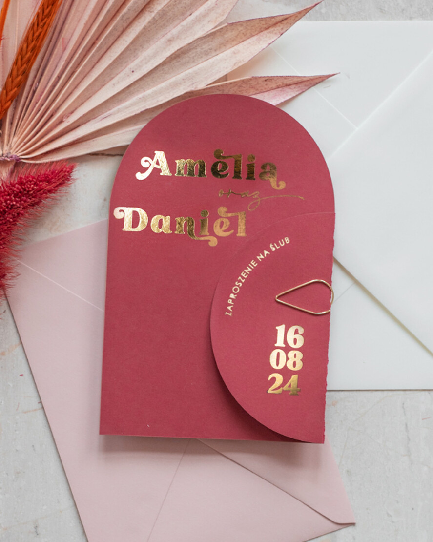 Zaproszenia ślubne Złote Glamour bordowe Nowoczesne Złote Zaproszenia ślubne Składane Serce, Złocone Minimalistyczne Zaproszenie na Ślub, Proste Zaproszenie ślubne z ozdobnym spinaczem 11