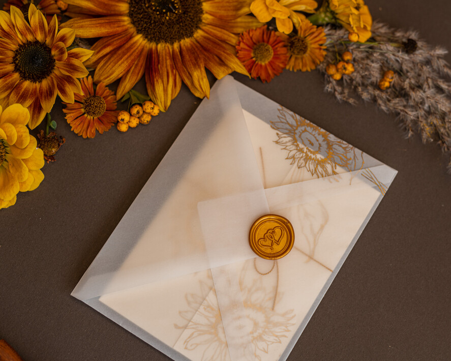 Zaproszenia ślubne Złote Glamour Złote Minimalistyczne zaproszenia ślubne, złocone Słoneczniki zaproszenie ślubne Nowoczesne zaproszenie na ślub ze słonecznikami9