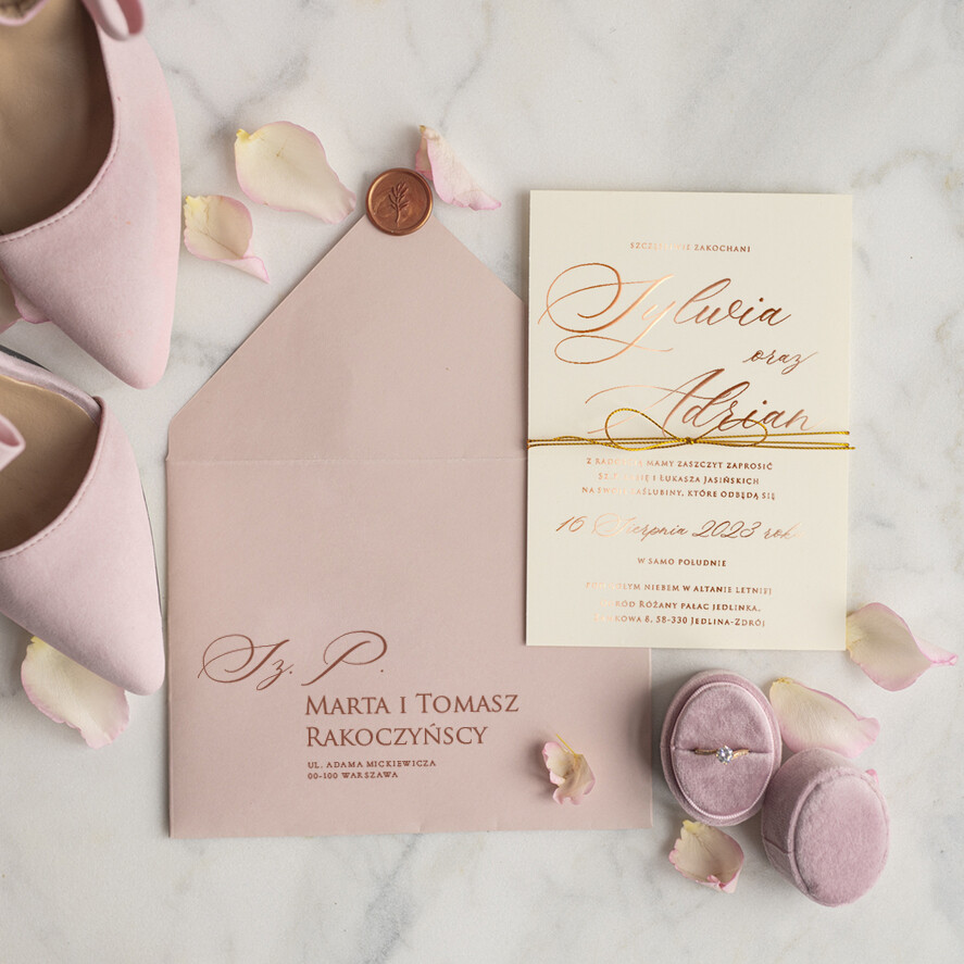 Zaproszenia ślubne Złote Glamour świecące litery różowe złoto delikatne zaproszenia ślubne przeźroczysta kalka1