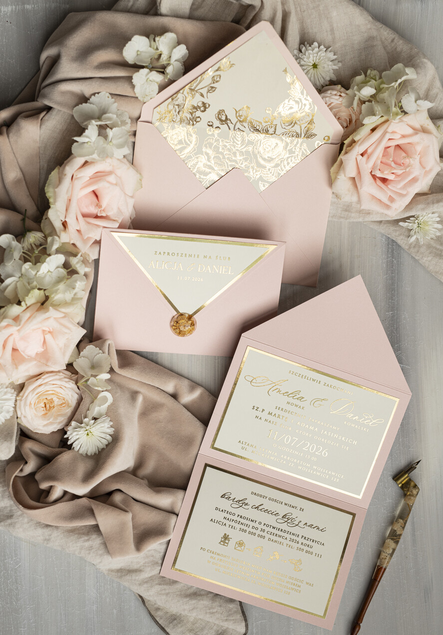 Zaproszenia ślubne Złote Glamour wyjątkowe zaproszenia ślubne Eleganckie Złote Zaproszenia Ślubne, Delikatne Zaproszenie Na Ślub, Zaproszenie Ślubne W Stylu Glamour, Złote Litery Na Zaproszeniach Ślubnych 16