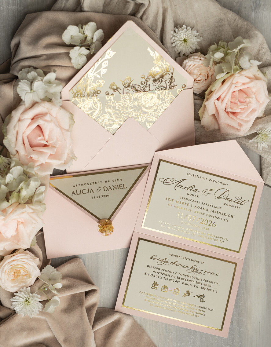 Zaproszenia ślubne Złote Glamour wyjątkowe zaproszenia ślubne Eleganckie Złote Zaproszenia Ślubne, Delikatne Zaproszenie Na Ślub, Zaproszenie Ślubne W Stylu Glamour, Złote Litery Na Zaproszeniach Ślubnych 0