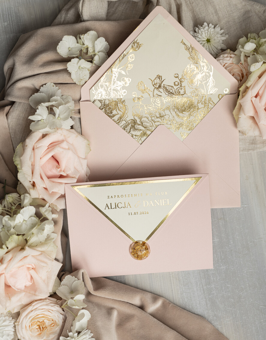 Zaproszenia ślubne Złote Glamour wyjątkowe zaproszenia ślubne Eleganckie Złote Zaproszenia Ślubne, Delikatne Zaproszenie Na Ślub, Zaproszenie Ślubne W Stylu Glamour, Złote Litery Na Zaproszeniach Ślubnych 7