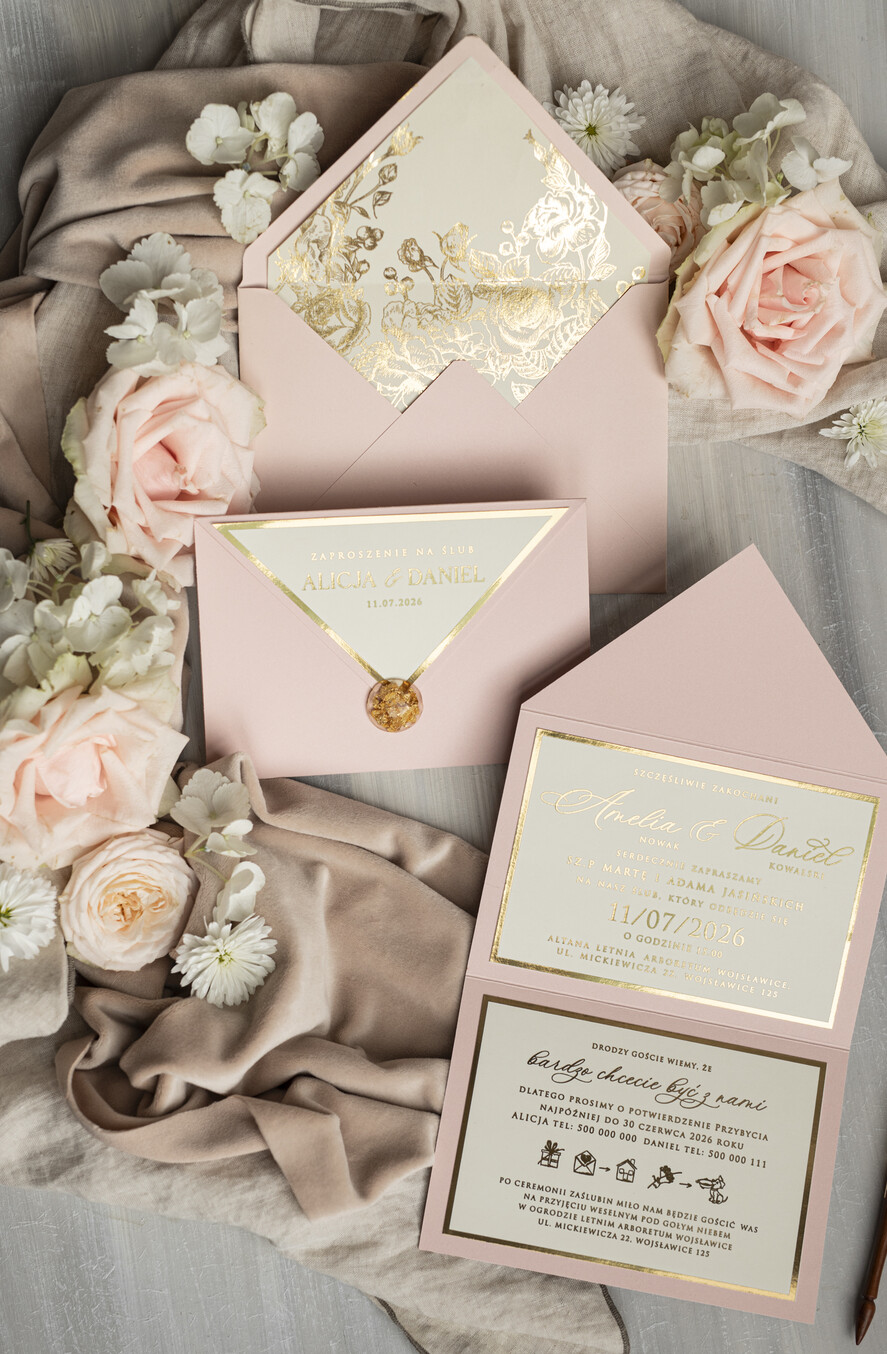 Zaproszenia ślubne Złote Glamour wyjątkowe zaproszenia ślubne Eleganckie Złote Zaproszenia Ślubne, Delikatne Zaproszenie Na Ślub, Zaproszenie Ślubne W Stylu Glamour, Złote Litery Na Zaproszeniach Ślubnych 9