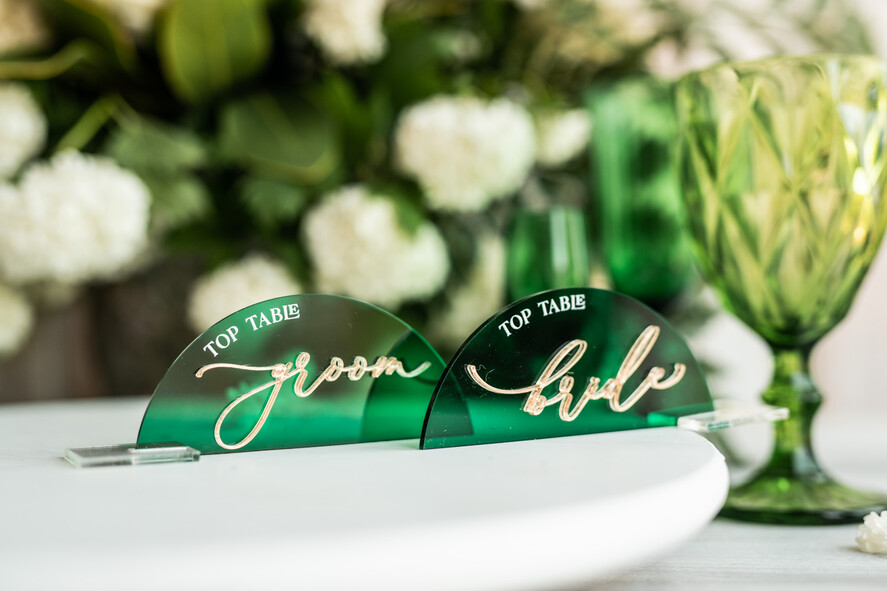 Winietki glamour eleganckie winietki na stół weselny wizytówki ślubne, złote glamour winietki na stoły weselne, zielone winietki na ślub5