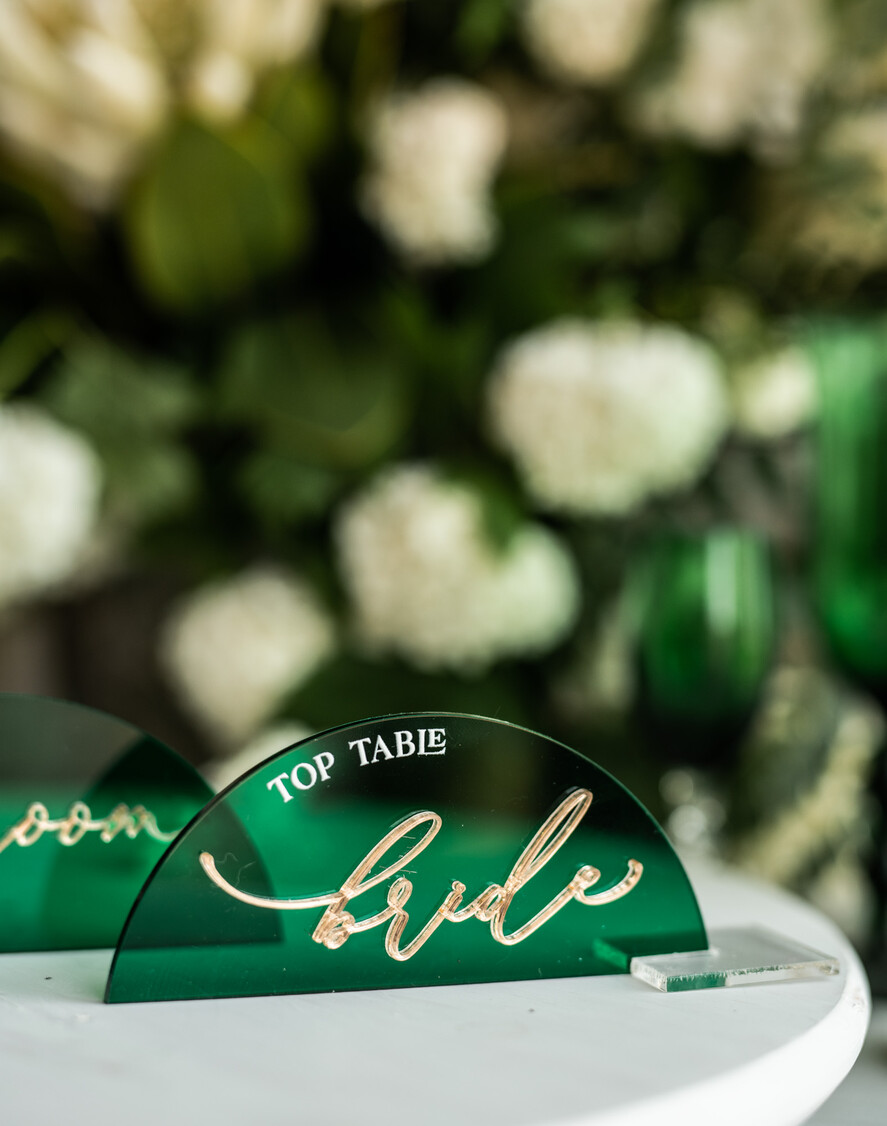 Winietki glamour eleganckie winietki na stół weselny wizytówki ślubne, złote glamour winietki na stoły weselne, zielone winietki na ślub4