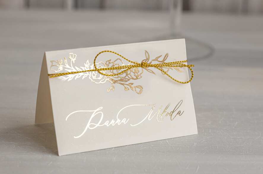 Winietki glamour ozdobne winietki na ślub wizytówki dla gości weselnych, złote lub srebrne napisy, eleganckie winietki na stół weselny, winietki ślubne0