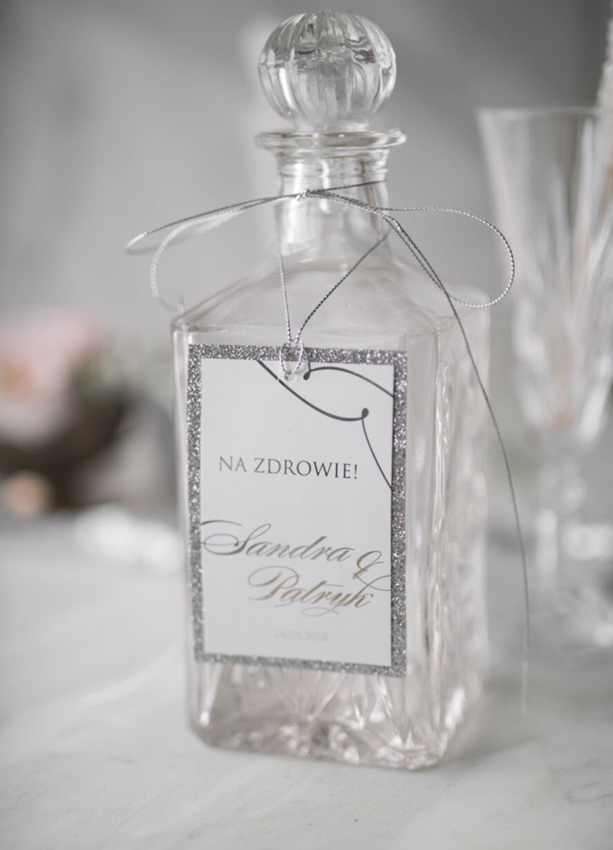 Zawieszki na butelki glamour etykieta na wódkę weselną, glamour z dowolnym tekstem3