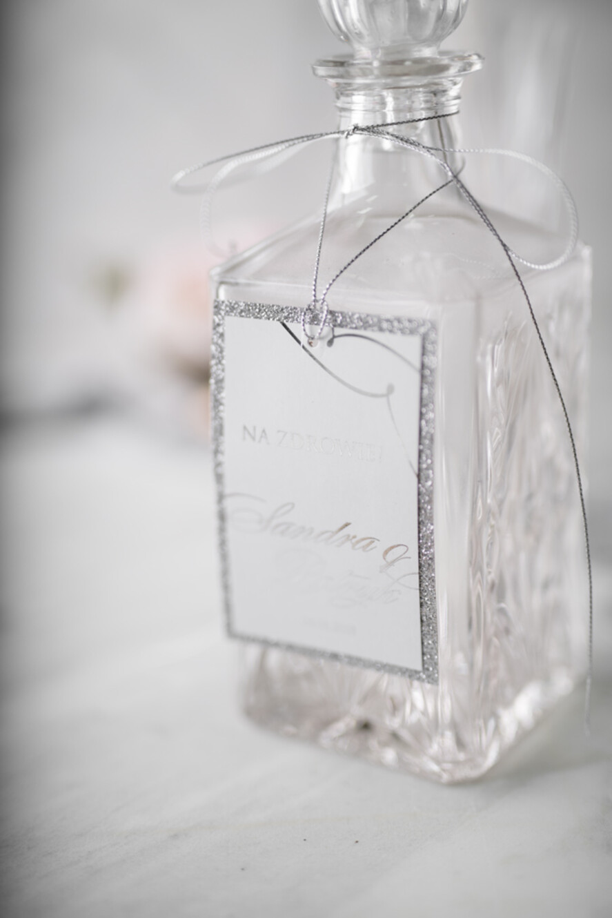 Zawieszki na butelki glamour etykieta na wódkę weselną, glamour z dowolnym tekstem5