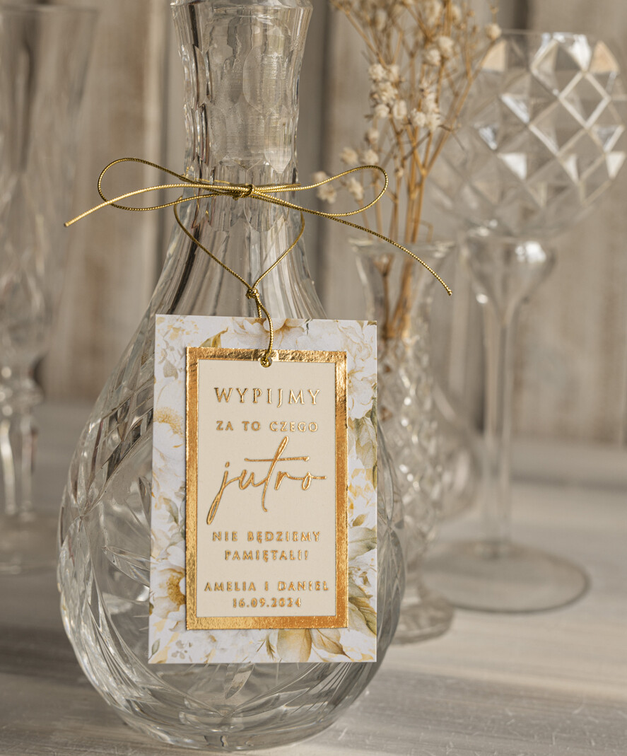 Zawieszki na butelki glamour etykiety na wódkę weselną z kwiatami, złote eleganckie winietki z dowolną treścią, złote zawieszki ślubne, eleganckie zawieszki na butelkę 0