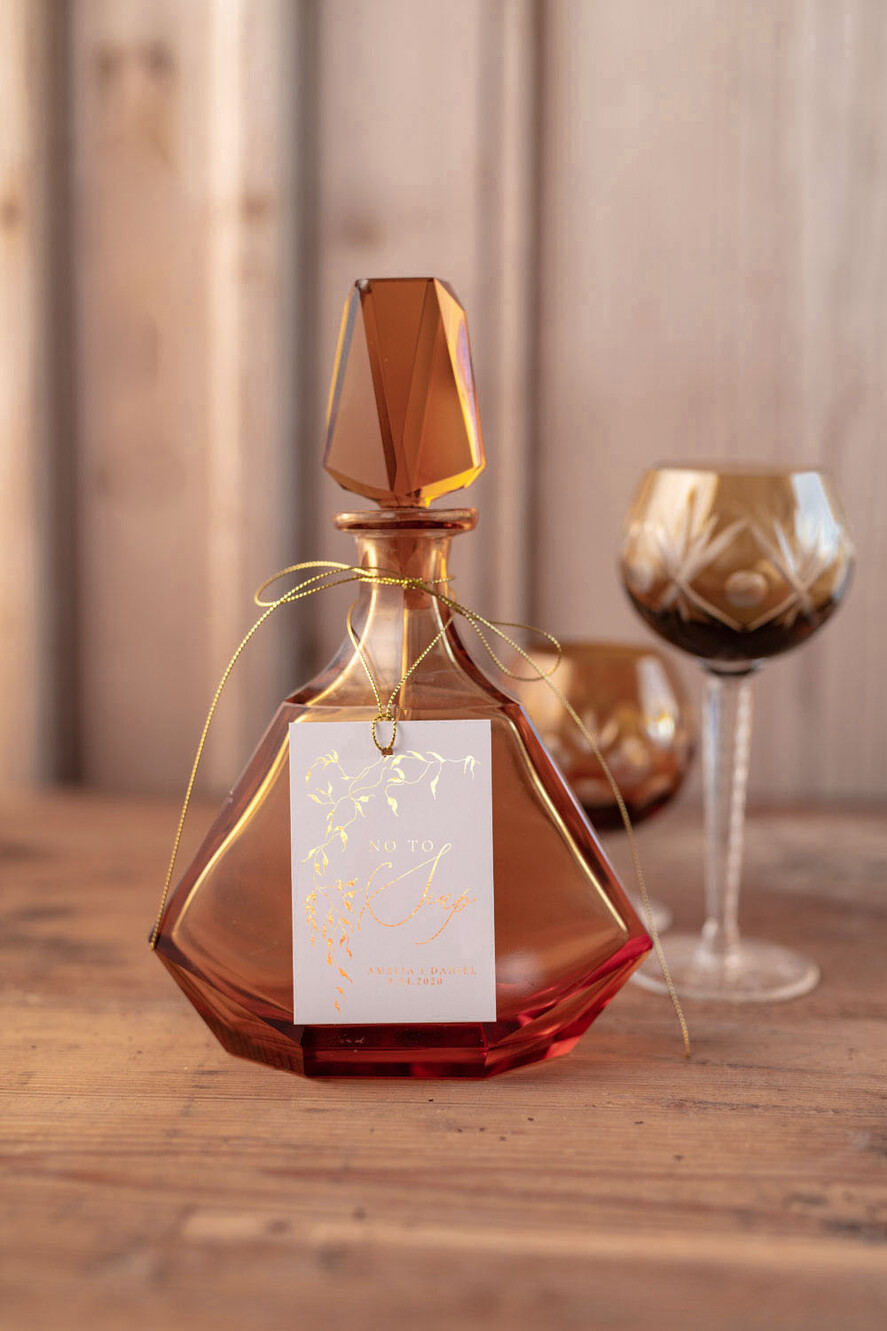 Zawieszki na butelki glamour zawieszka etykieta na alkohole weselne, złote z dowolnym tekstem0