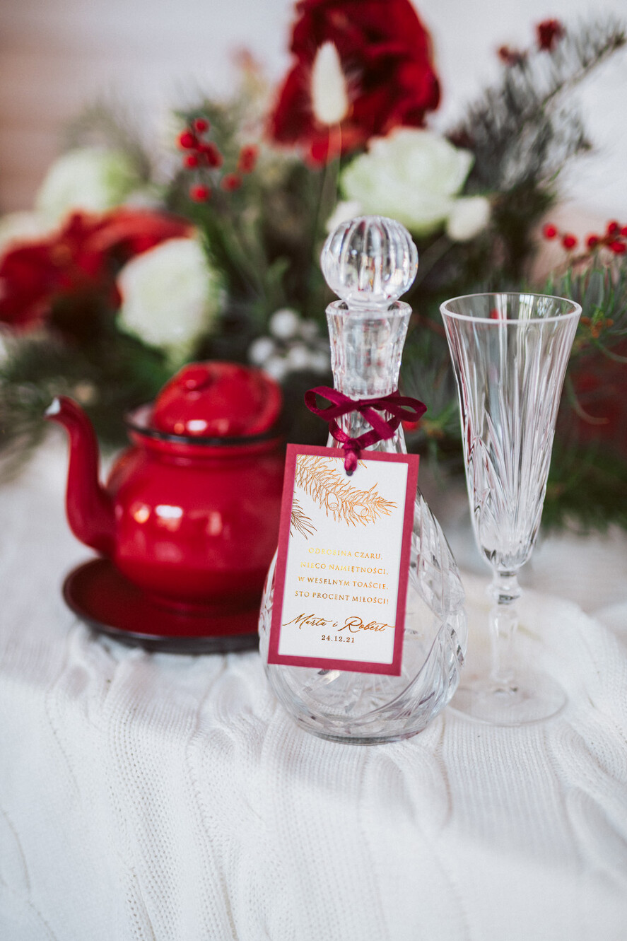 Zawieszki na butelki glamour ślubne zawieszki na alkohole złote litery z dowolnym tekstem   0