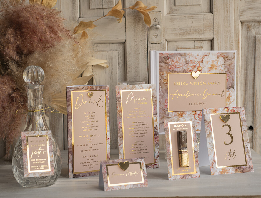 Menu glamour menu i numerek na stół weselny, karta dań weselnych, różowo złote menu weselne, menu i numerek na stół w jednym, eleganckie menu na stół weselny6