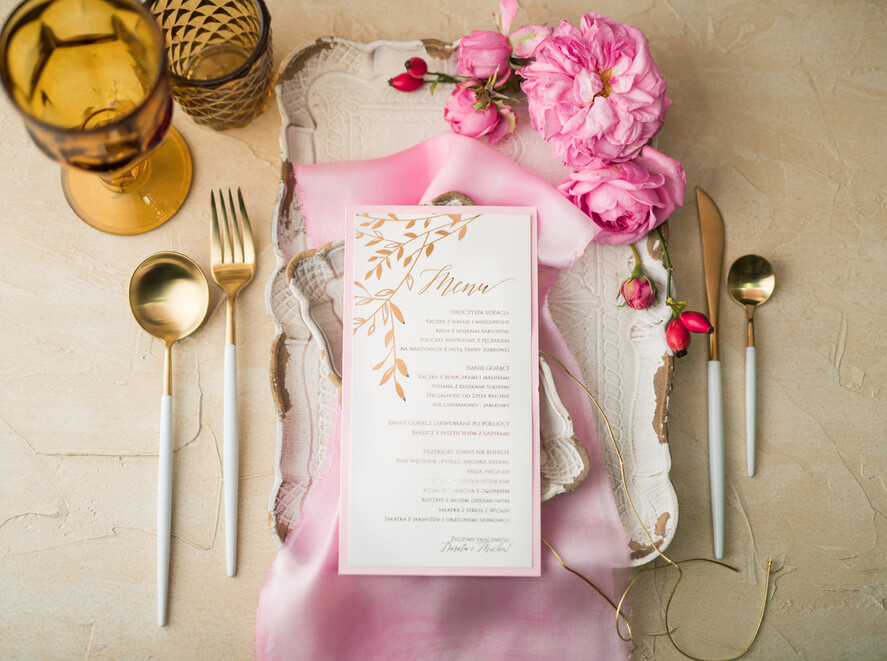 Menu glamour weselne menu karta potraw weselnych, eleganckie zlocone litery wasza treść2