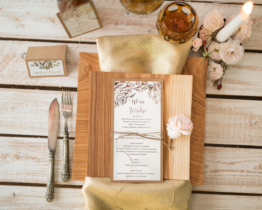 Menu glamour menu weselne na stoły karta dań weselnych, złote i eleganckie na klasyczne wesele0