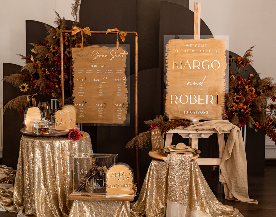 Menu glamour nowoczesna forma karty drinków na weselu, akrylowa karta drinków, stojąca karta drinków, złote napisy na stoły weselne 5