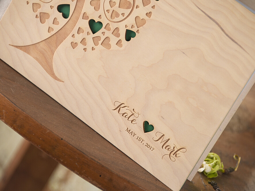 Księgi wpisów gości Drewniane  fotoalbum ślubny i ksiega gosci weselnych w jednym, grawerowana drewniana okładka5