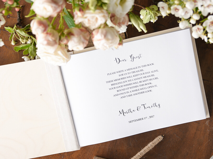 Księgi wpisów gości Drewniane  album ślubny do wpisów gości, rustykalne drewniane okładki grawerowane imiona2
