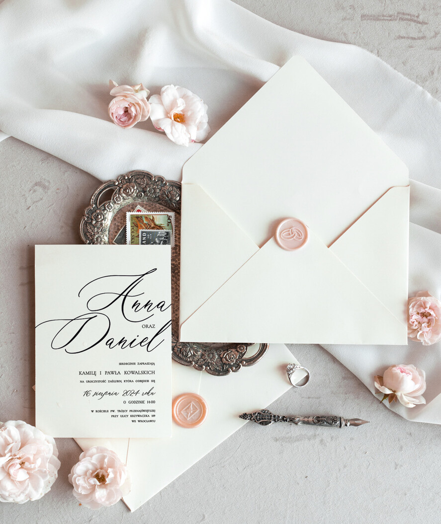 Zestawy Próbkowe próbki zaproszeń próbki zaproszeń ślubnych nowoczesne zaproszenia slubne, proste zaproszenia na ślub, delikatne zaproszenia slubne, zaproszenia na slub z welurową kopertą4