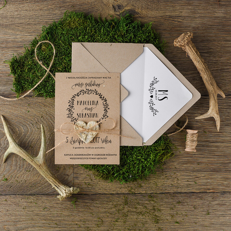 Zaproszenia ślubne Rustykalne i Natura zaproszenia na ślub w stylu rustykalnym z korowym sercem1