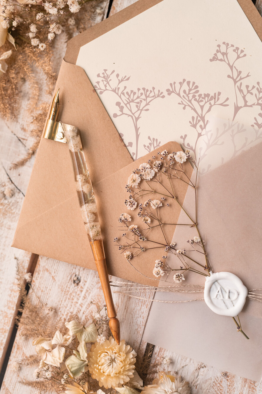 Zaproszenia ślubne Rustykalne i Natura rustykalne zaproszenia ślubne z naturalną gipsówką ekologiczny papier zaproszenia na ślub gipsówka i koperta z kalki2