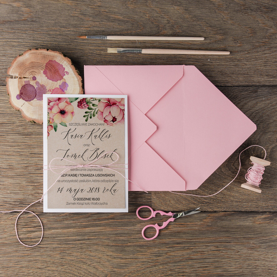 Zaproszenia ślubne Rustykalne i Natura nietypowe zaproszenia ślubne z pięknym motywem kwiatowym3