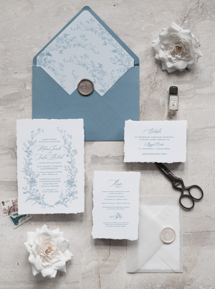 Zaproszenia ślubne Rustykalne i Natura rustykalne zaproszenia ślubne, zaproszenia ślubne z wydzieranymi brzegami, zaproszenia na ślub z jedwabną wstążką, zaproszenia ślubne zamknięte w kalce 2