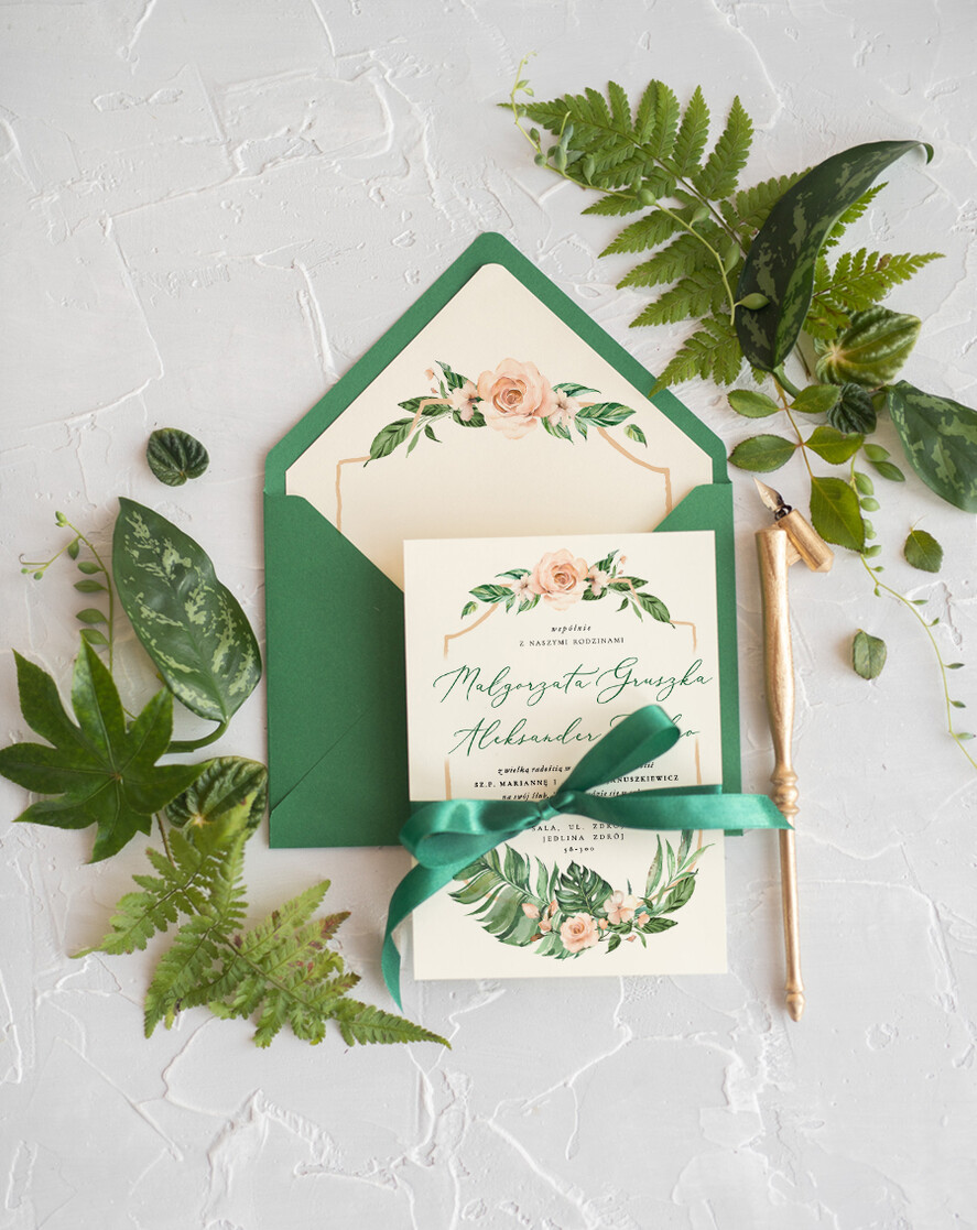 Zaproszenia ślubne Rustykalne i Natura zielone zaproszenia na ślub w stylu rustykalnym z kwiatami i kolorową kokardą 3