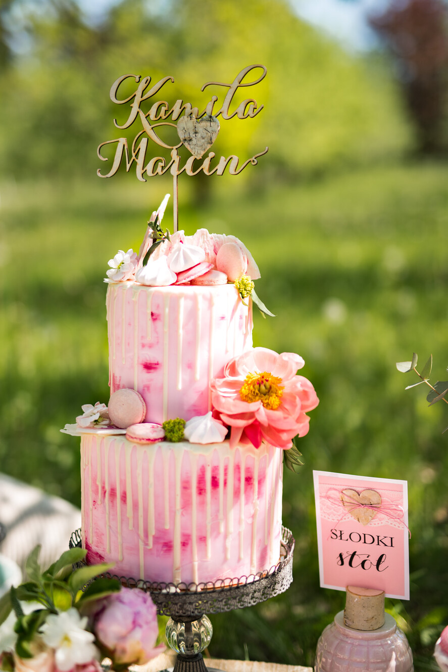 Figurki na tort / cake topper statuetki drewniane ozdoby na tort weselny   0