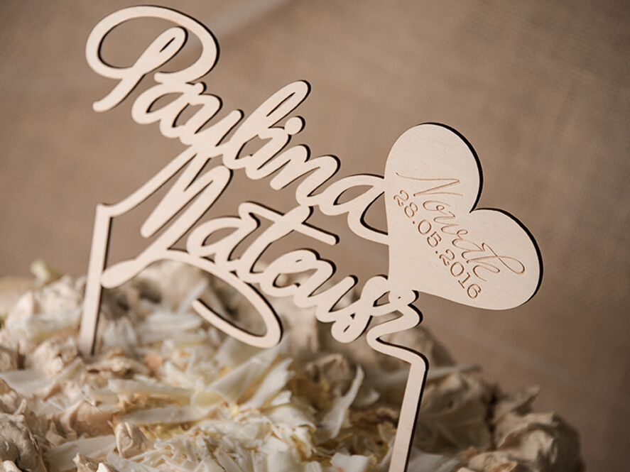 Figurki na tort / cake topper statuetki drewniane dekoracje tortu   1