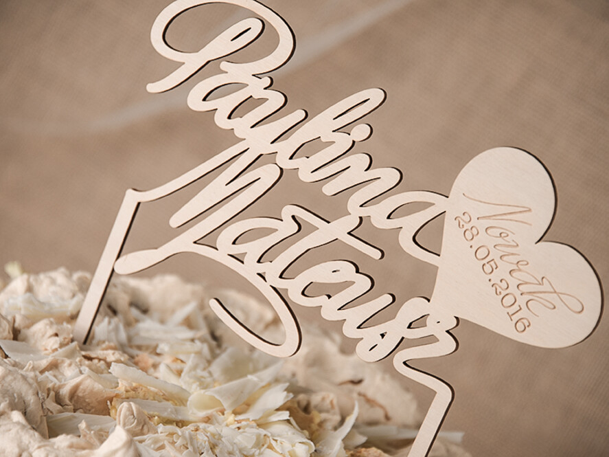 Figurki na tort / cake topper statuetki drewniane dekoracje tortu   2