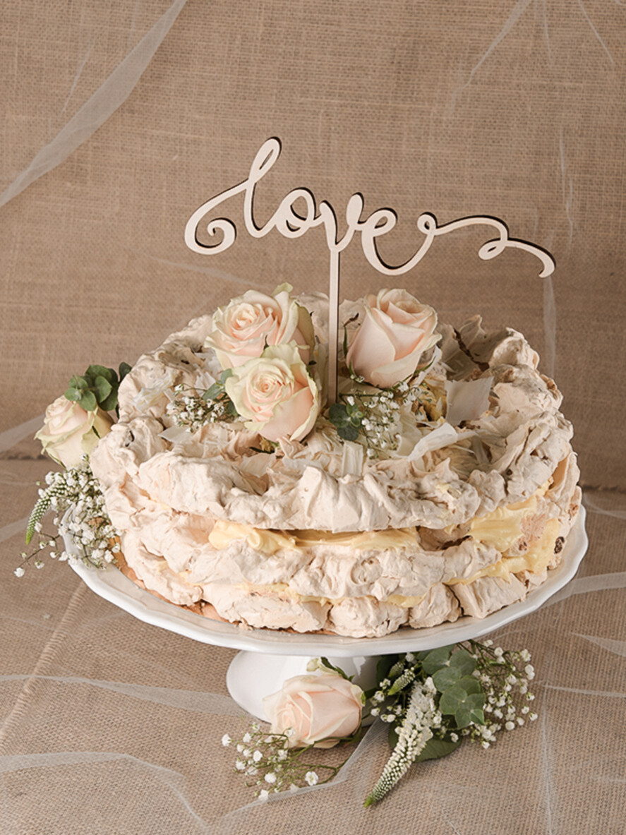 Figurki na tort / cake topper statuetki drewniane ozdoby na tort weselny   2