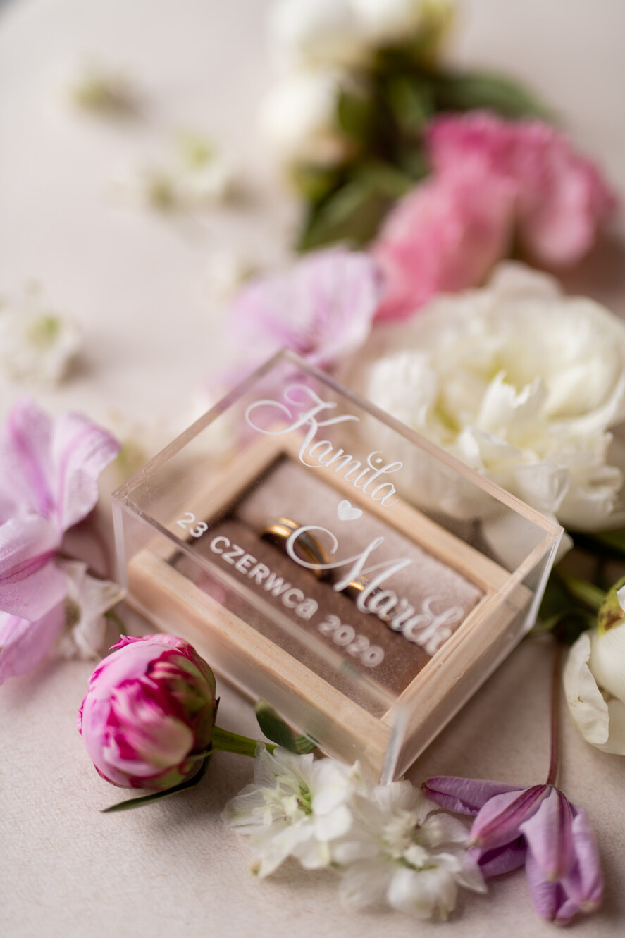 Pudełka Szkatułki na Obrączki szkatułki rustykalna  szkatułka  pudełko na obrączki ślubne przezroczyste wieczko wasze imiona i data  16