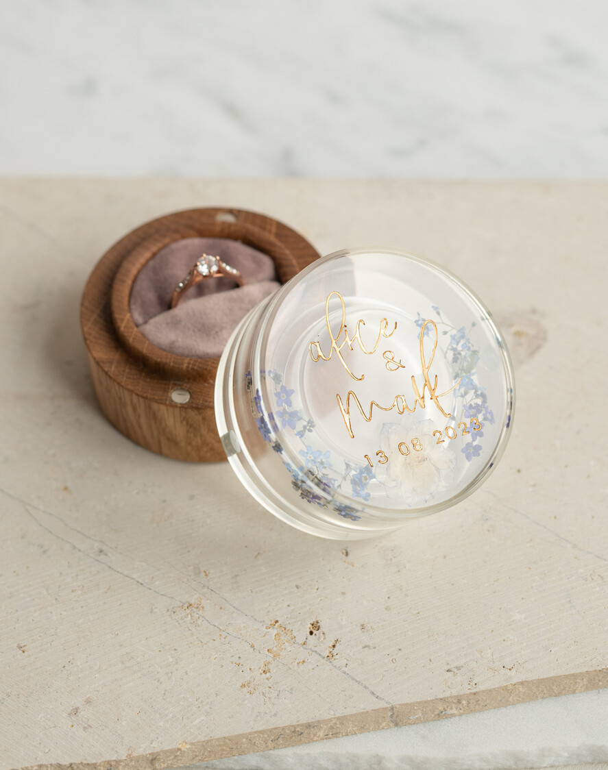 Pudełka Szkatułki na Obrączki szkatułki elegancka rustykalna szkatułka na obrączki z kwiatami, pudełko na obrączki z żywicy, pudełko na obrączki z zatopionymi kwiatami w żywicy1