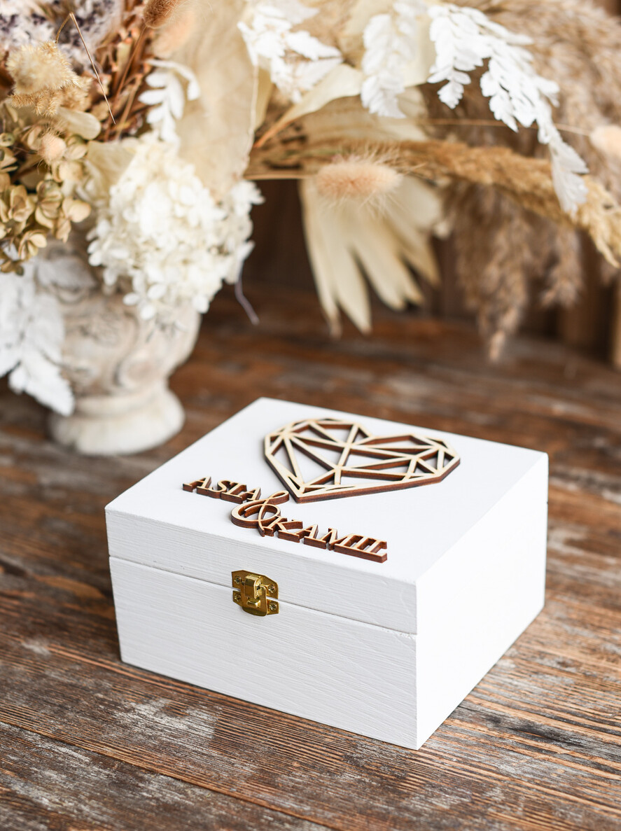 Pudełka Szkatułki na Obrączki szkatułki personalizowania szkatułka na obrączki ślubne biała szkatułka drewniane napisy 6