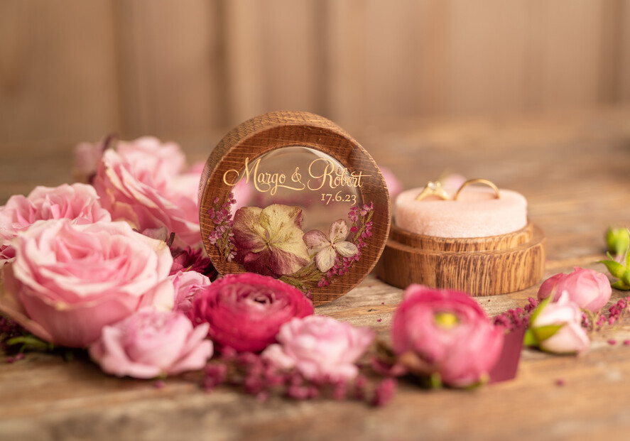 Pudełka Szkatułki na Obrączki szkatułki drewniana szkatułka  pudełko na obrączki ślubne przezroczyste wieczko wasze imiona i data  , pudełeczko na obraczki slubne 6