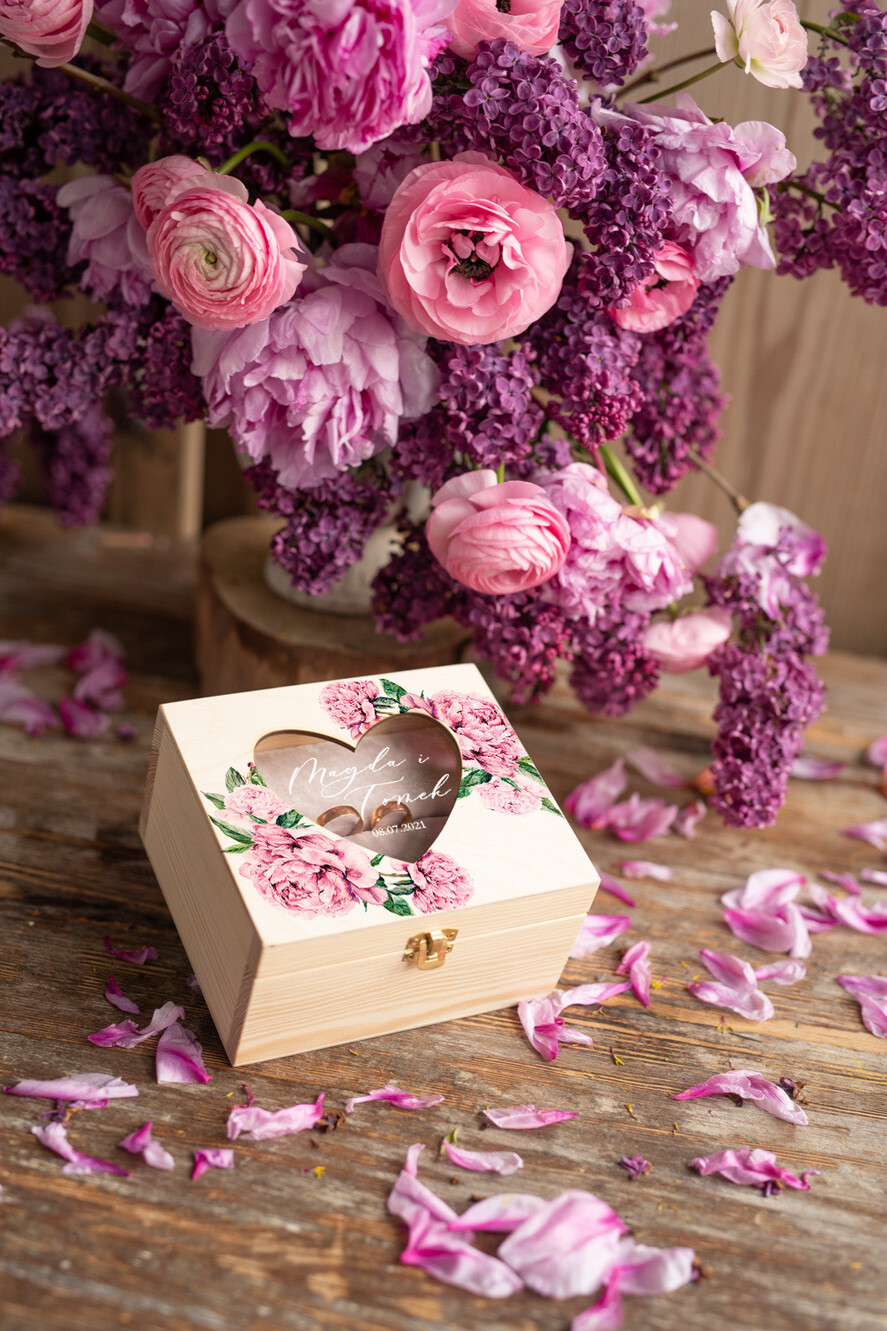 Pudełka Szkatułki na Obrączki szkatułki personalizowana szkatułka na obrączki ślubne pudełko z kwiatami 1